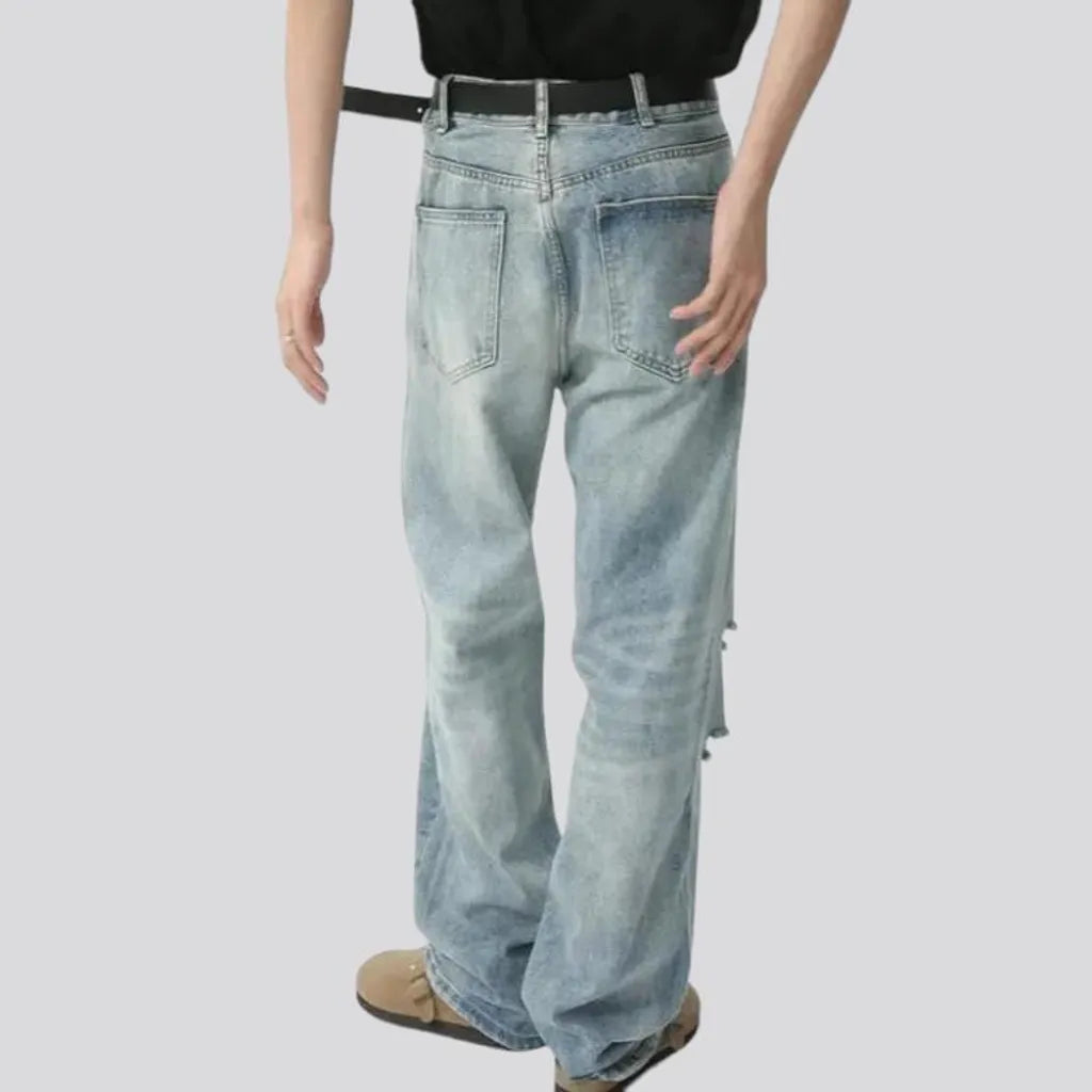 Light-wash men's baggy jeans