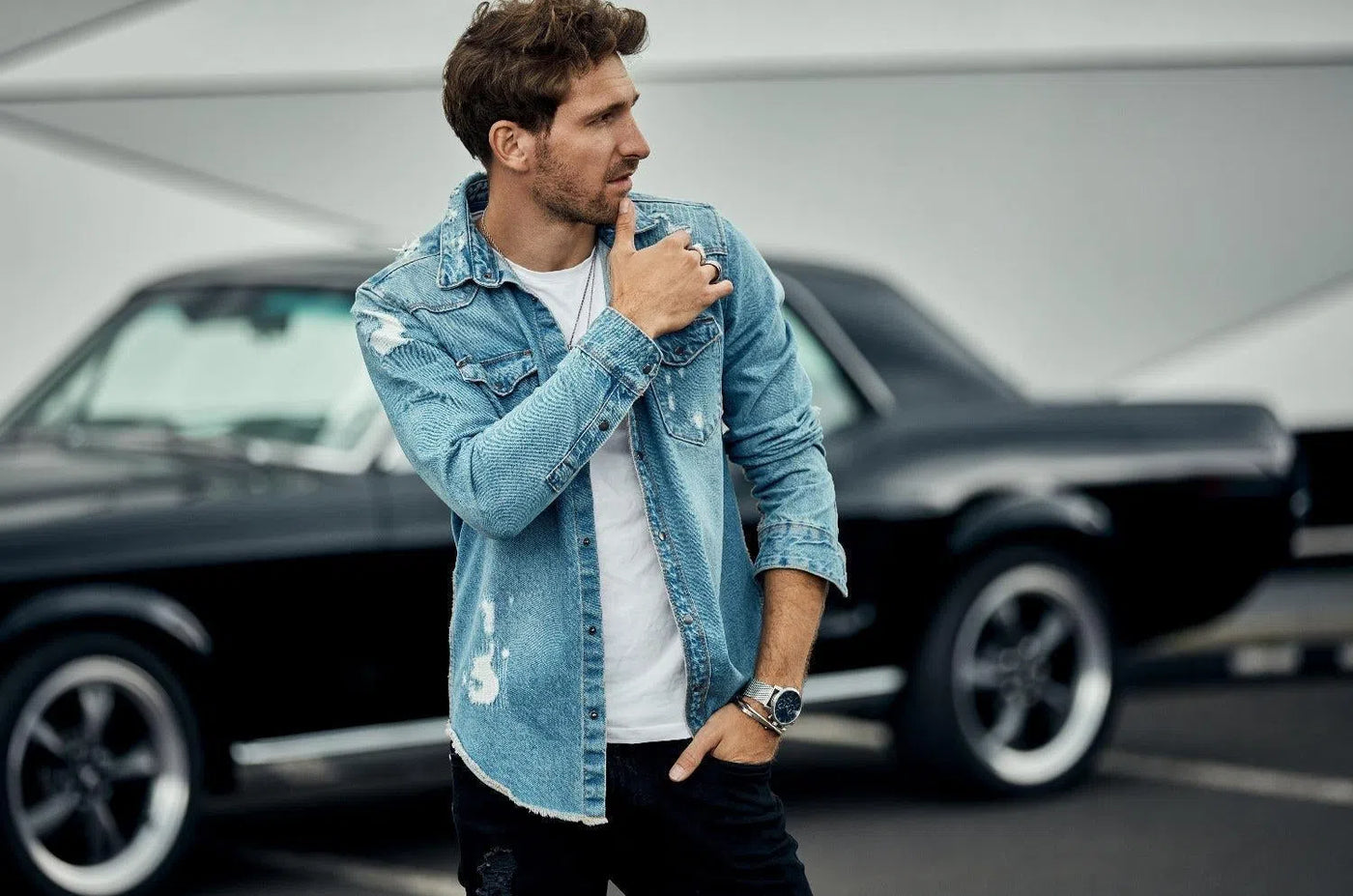 The Best Streetwear Looks Featuring Men's Ripped Jean Jackets | Jeans4you.shop