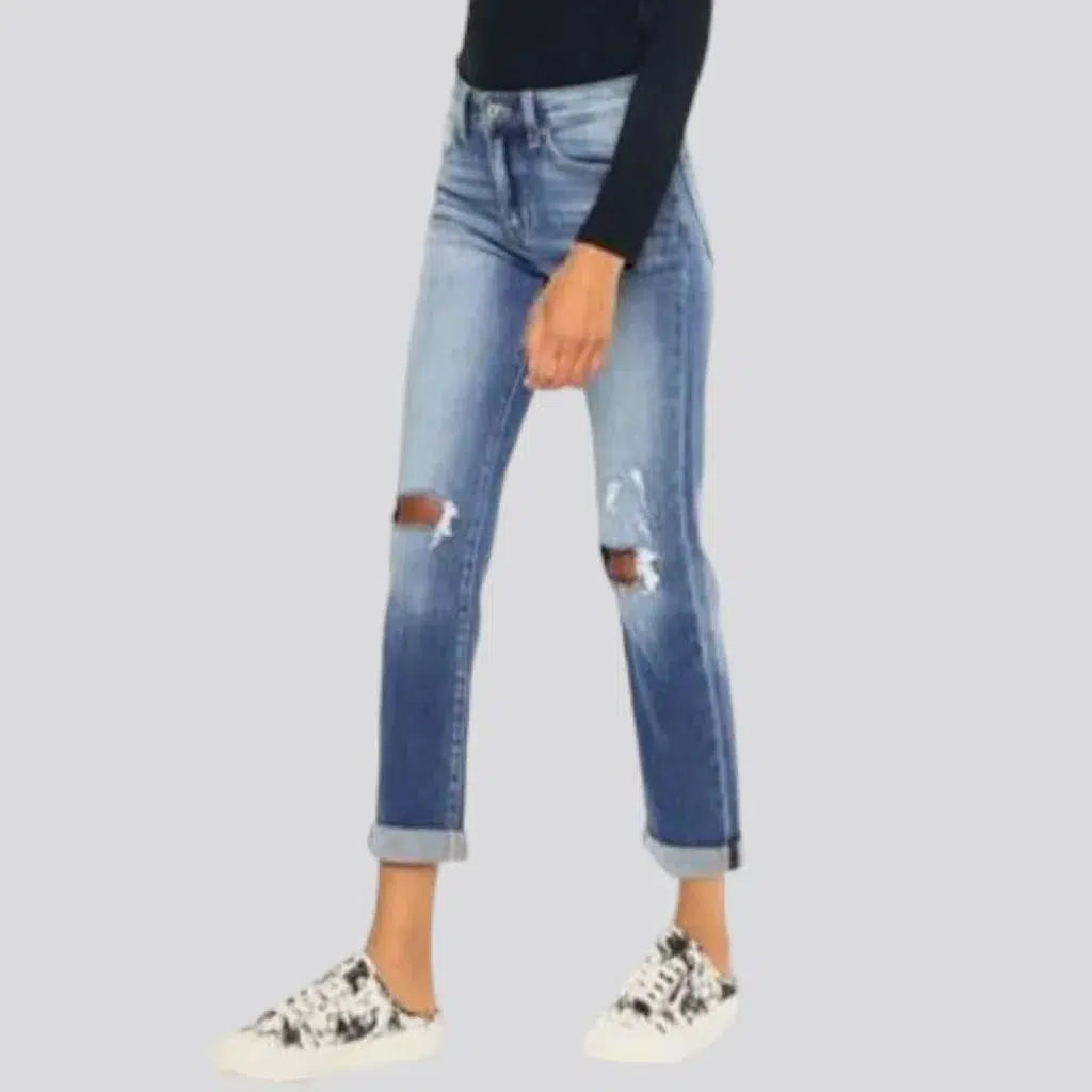 Mid-waist rolled-hem jeans
 for ladies