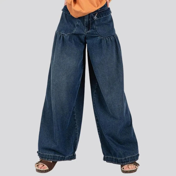 Comfortable mid rise baggy jeans for ladies