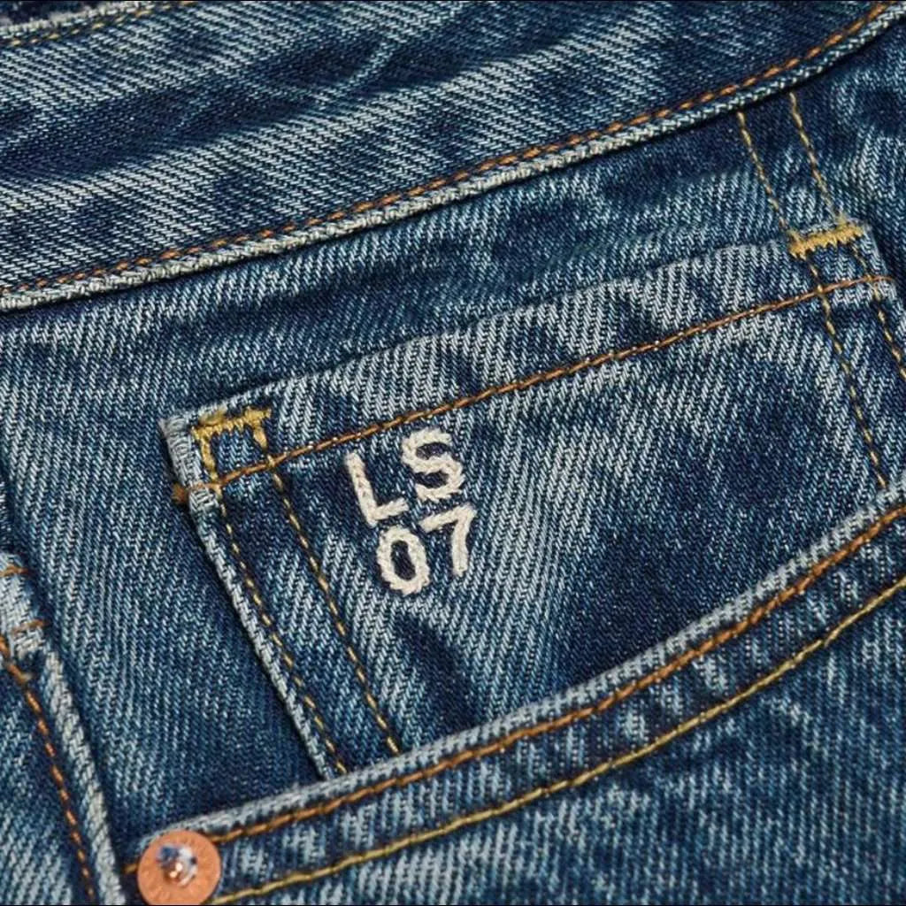 Loose vintage jeans
 for men