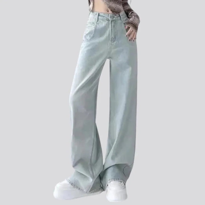 Baggy 90s jeans
 for women