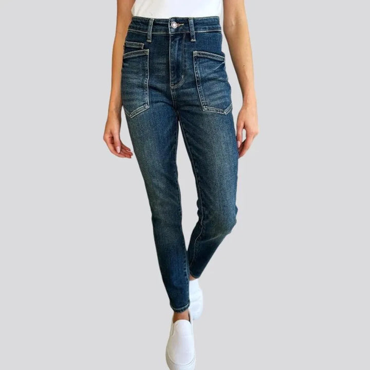 Casual high-waist jeans
 for ladies