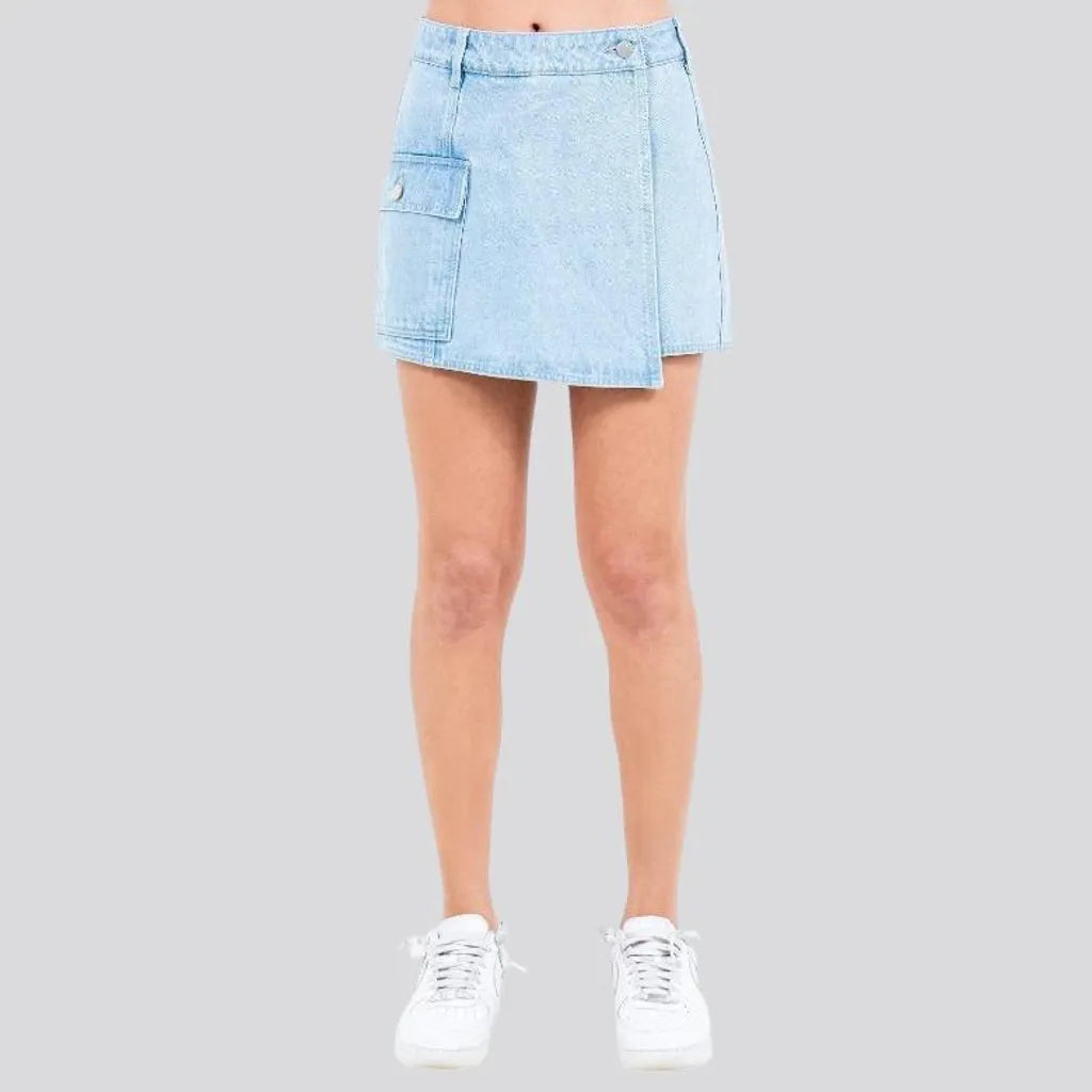 Chic and stylish denim skort