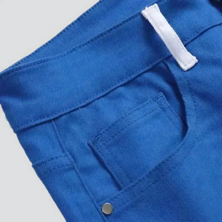 Color men's white-blue jeans