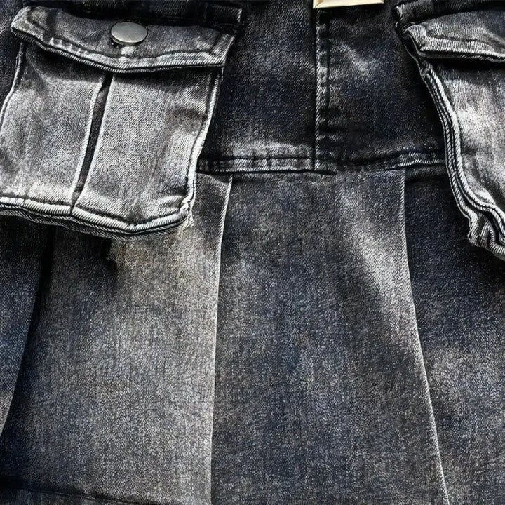 Mini mid-waist denim skirt