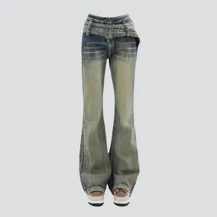 Low-waist women's whiskered jeans