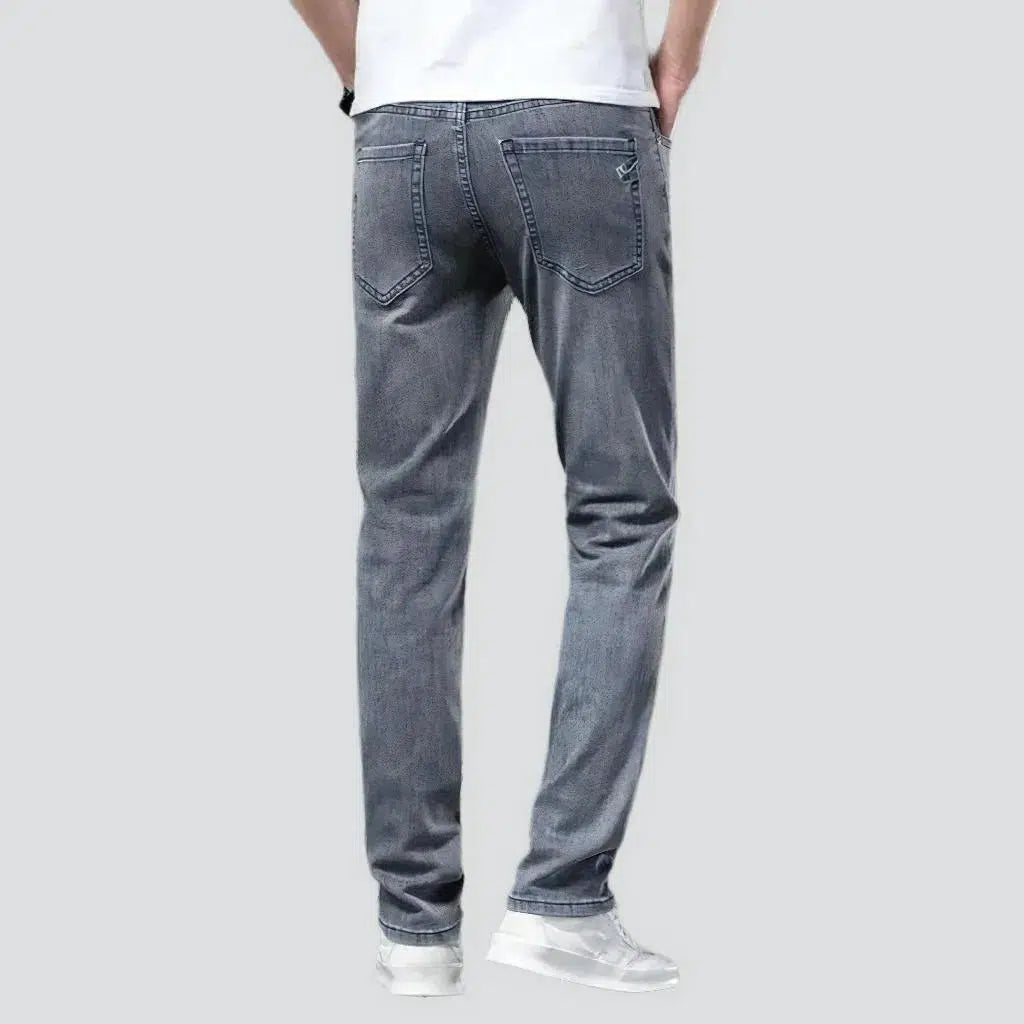 Classic tapered jeans
 for men