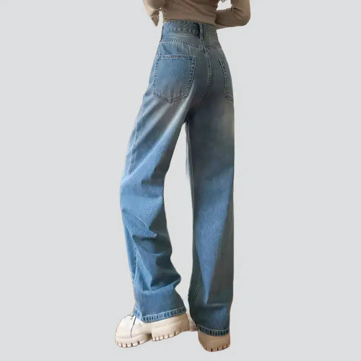Sanded vintage jeans
 for women