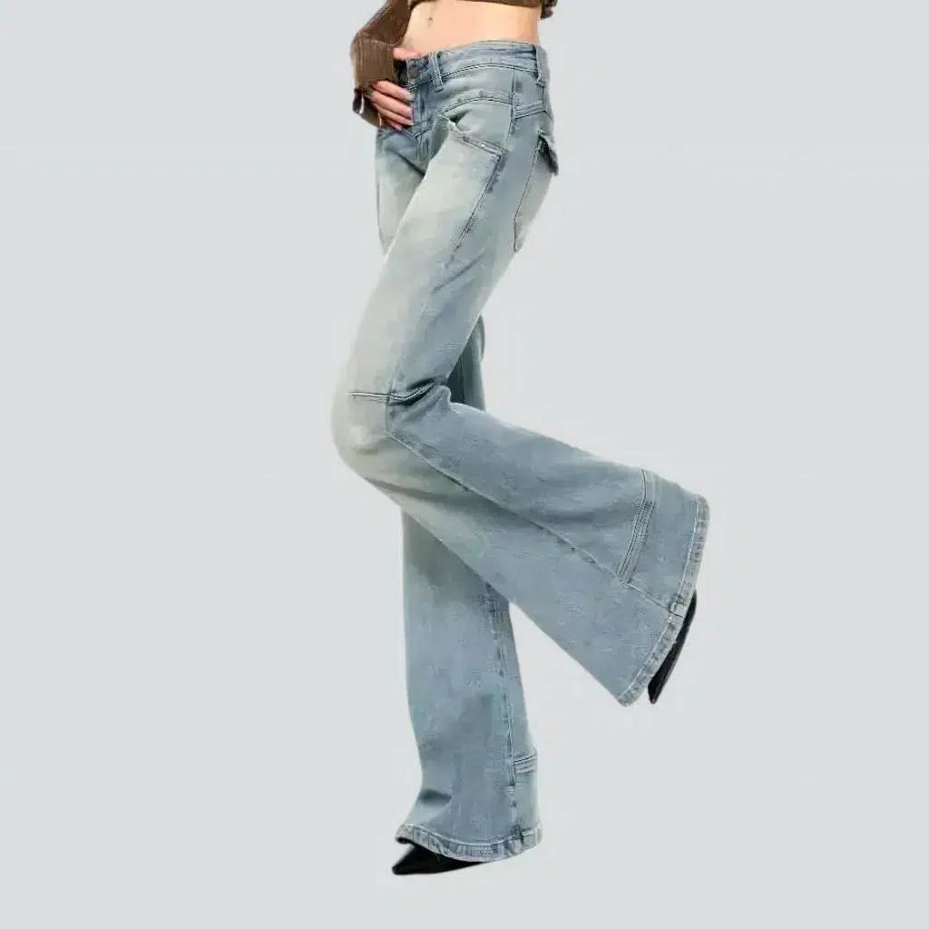 Sanded women's low-waist jeans