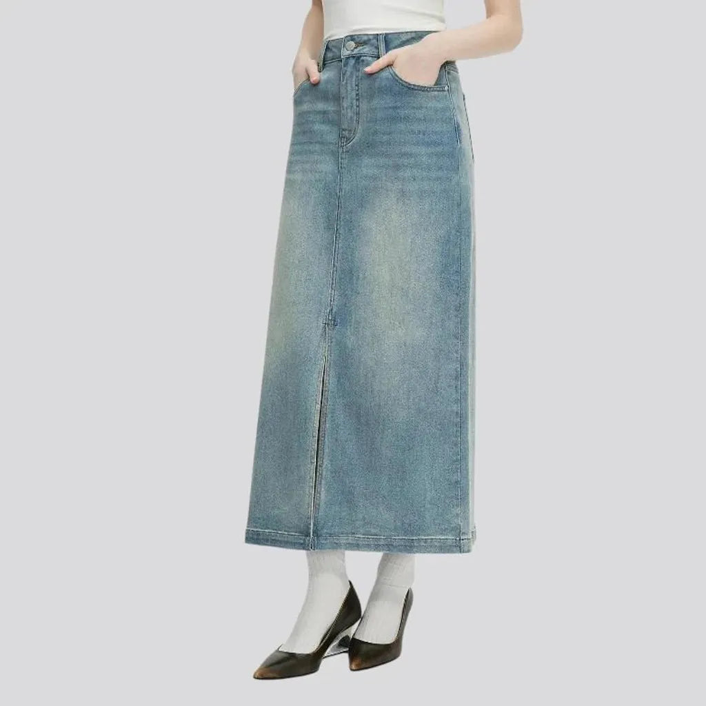 Casual vent light washed denim skirt