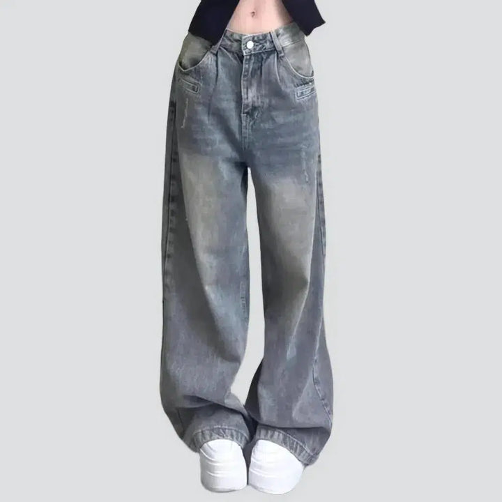 Mid-waist women's whiskered jeans