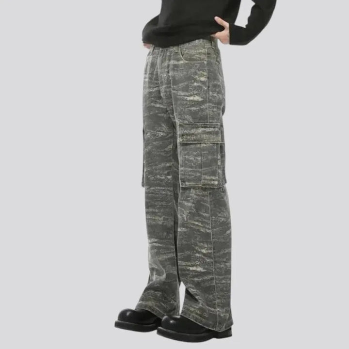 Mid rise stylish denim pants for men