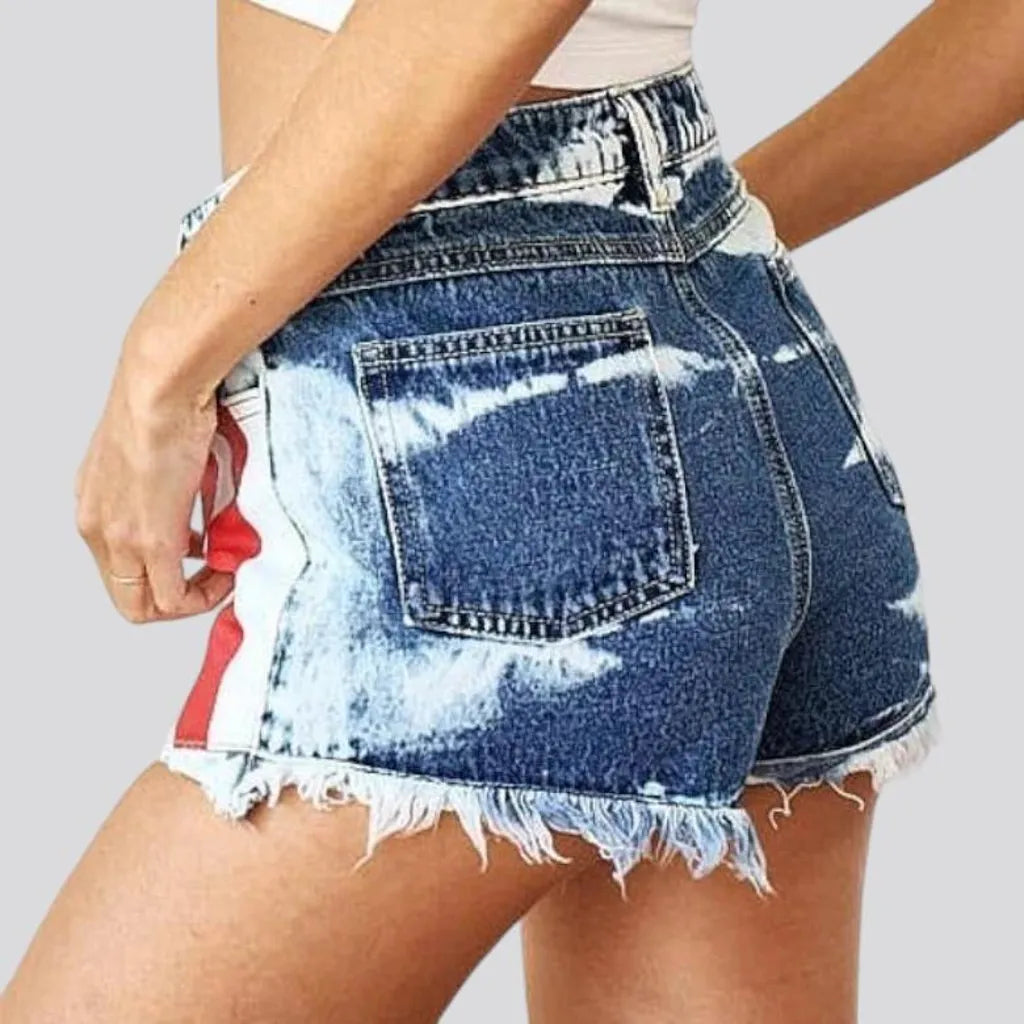 Straight mid-waist denim shorts for ladies