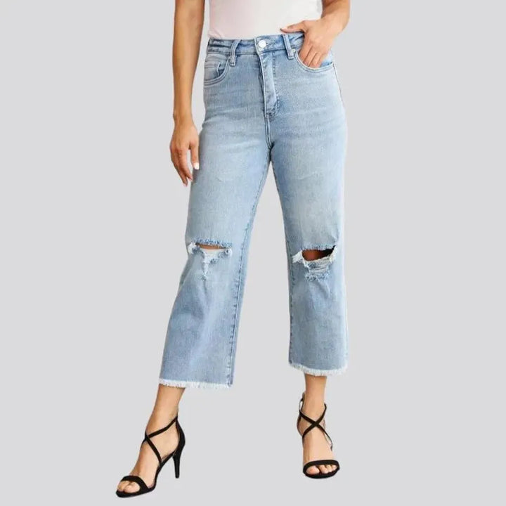 Wide-leg cutoff-bottoms jeans
 for women