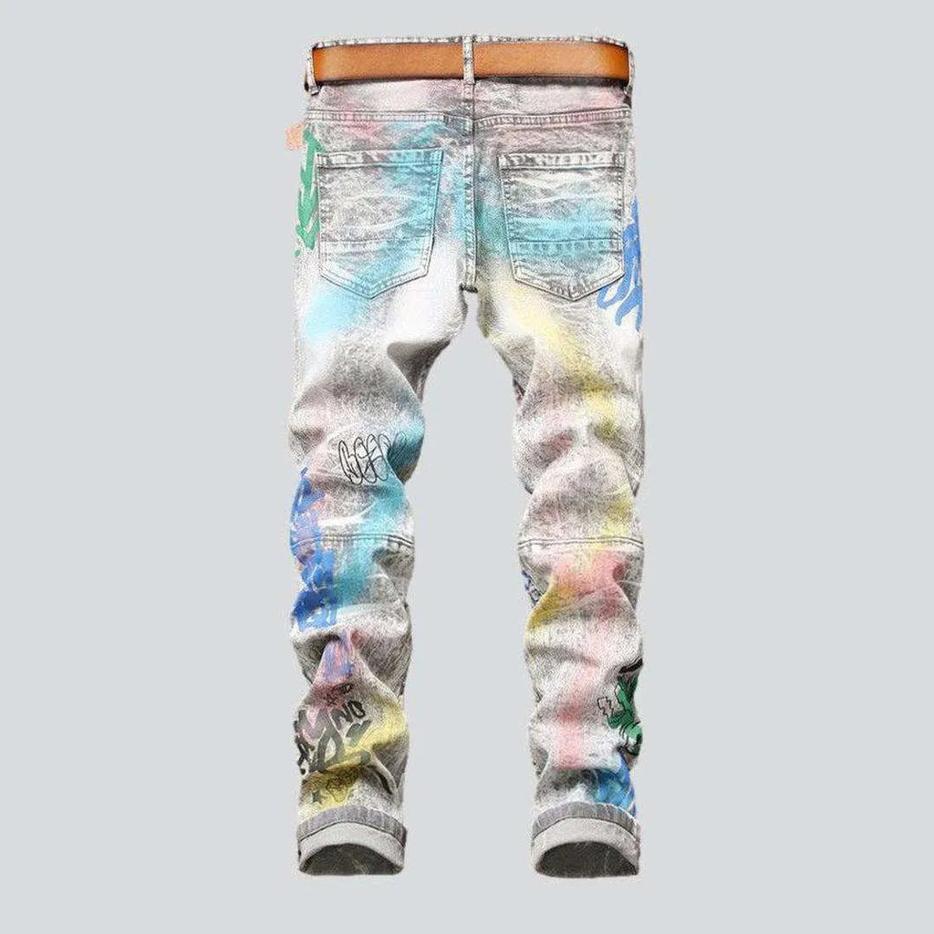 Color-painted grey men's jeans
