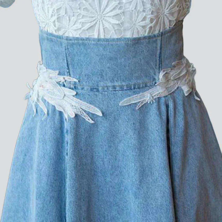 Embroidered waistline flare denim skirt