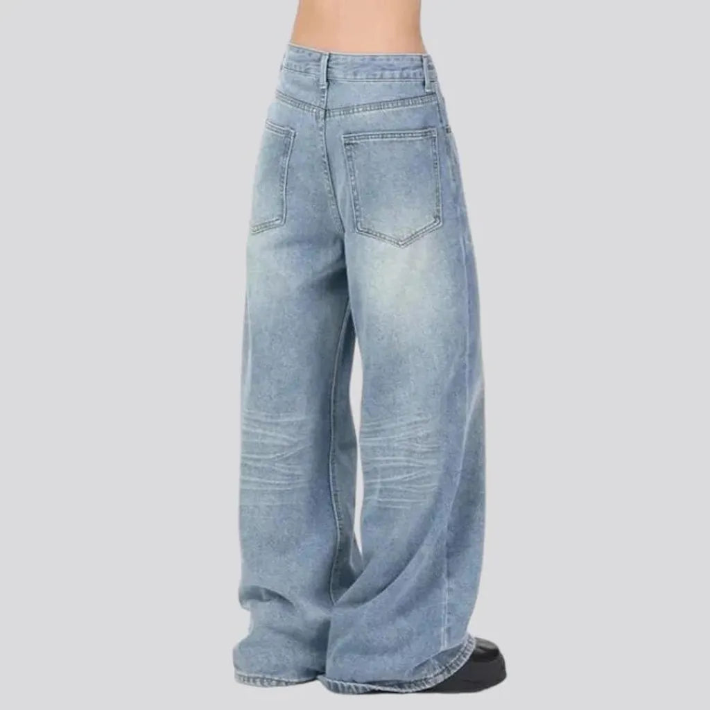 Baggy women's 90s jeans