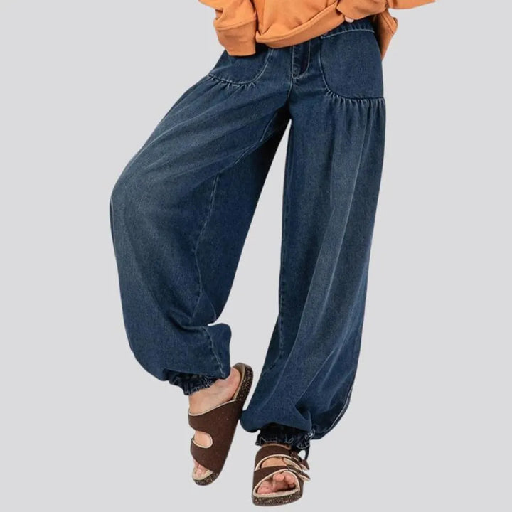 Comfortable mid rise baggy jeans for ladies