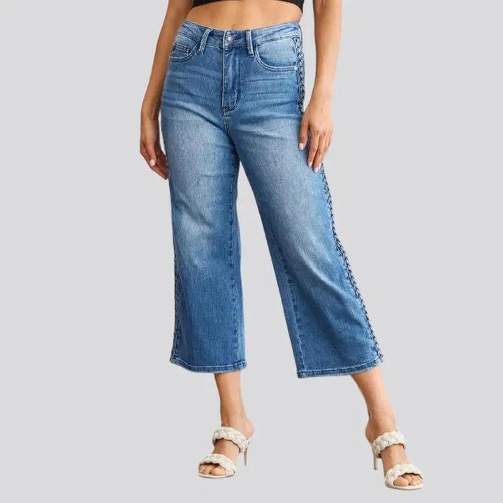 Cutoff-bottoms women's street jeans
