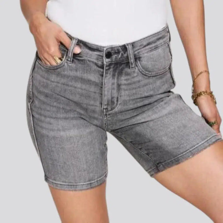 High-waist grey jean shorts
 for ladies