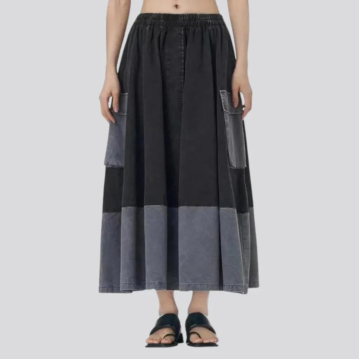 Maxi length elastic fit jeans skirt