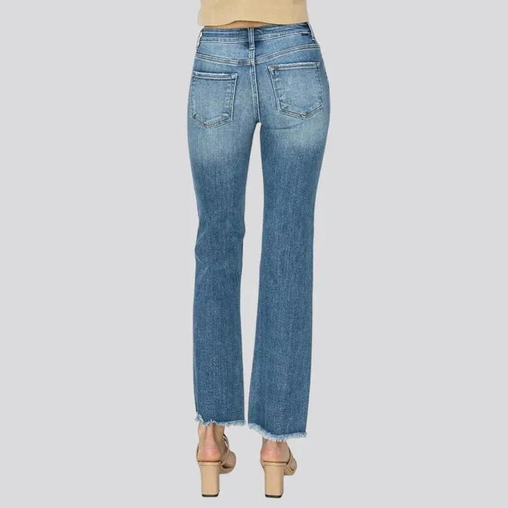 Whiskered smoothed jeans
 for women