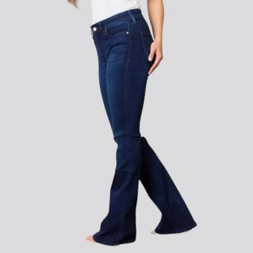 Sanded women's jeans
