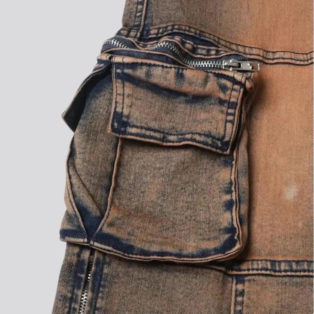 Spacious cargo pockets grunge women's jeans