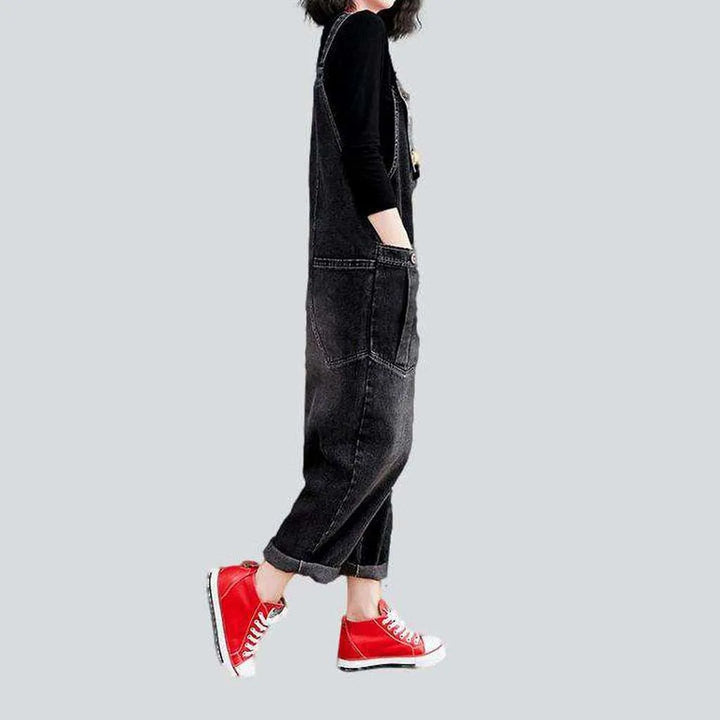 Denim jumpsuit with comfortable pockets