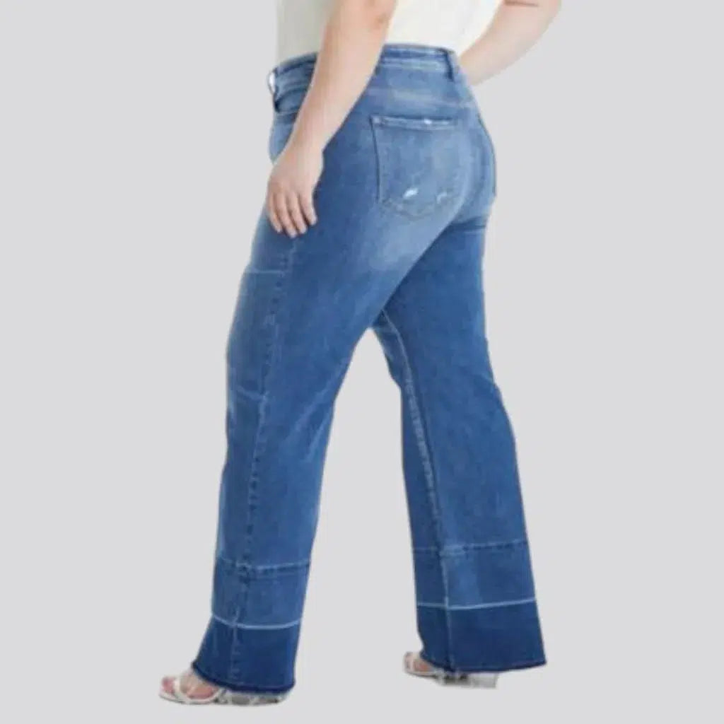 Highly-stretchy whiskered jeans
 for women
