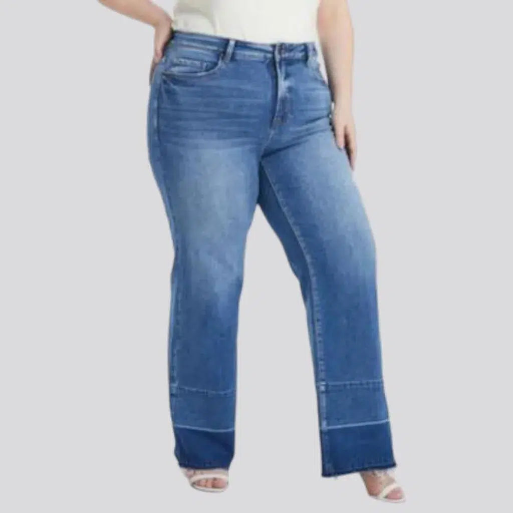 Highly-stretchy whiskered jeans
 for women