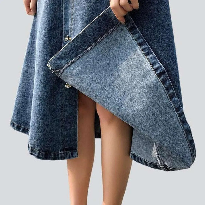 Knee-length a-line jeans skirt