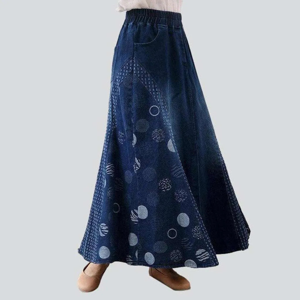 Embroidered flare skirt with pockets