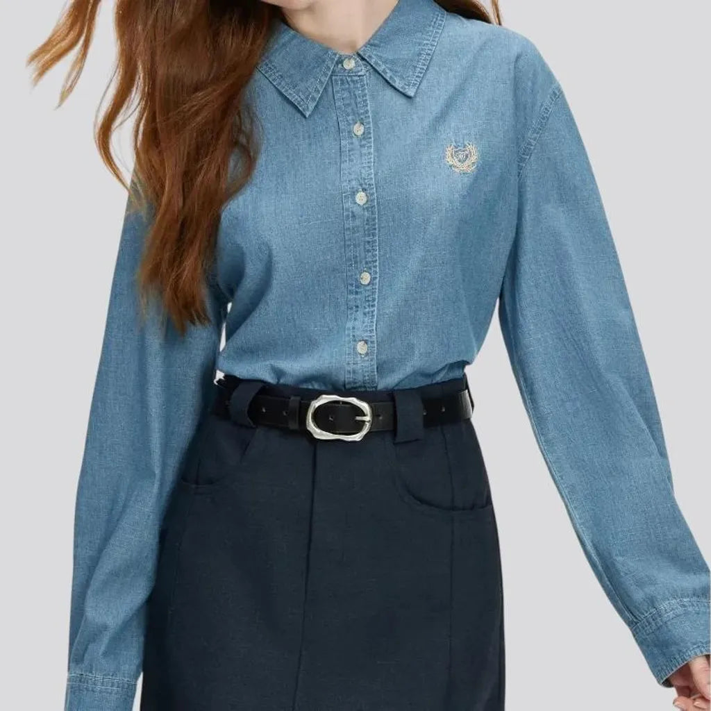 Light logo chambray women's denim shirt