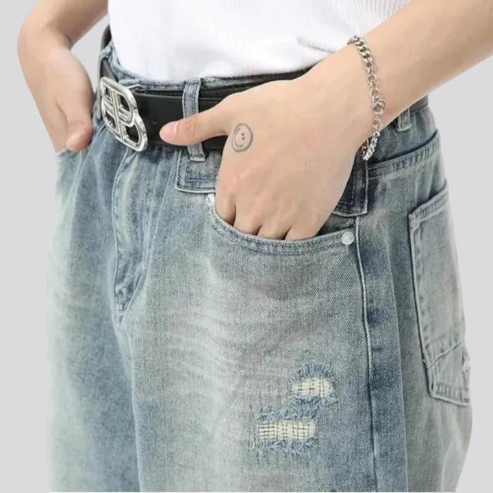 Baggy grunge style light wash men's jeans