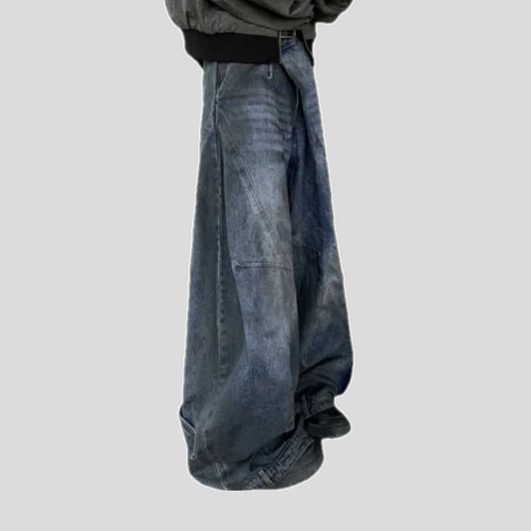 Multi-layered mid rise 90s men's jeans