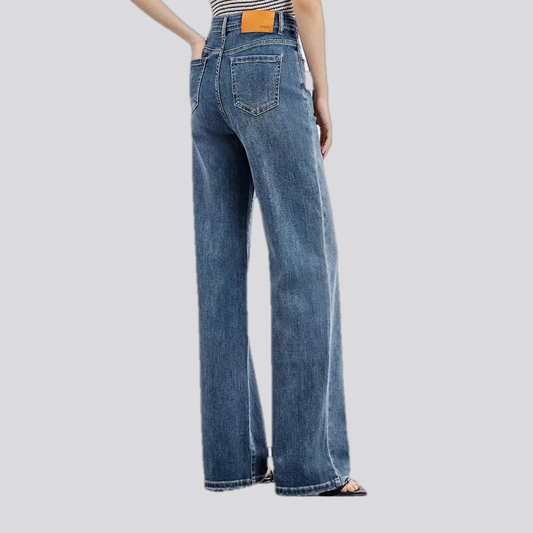 Faded wash casual jeans for ladies