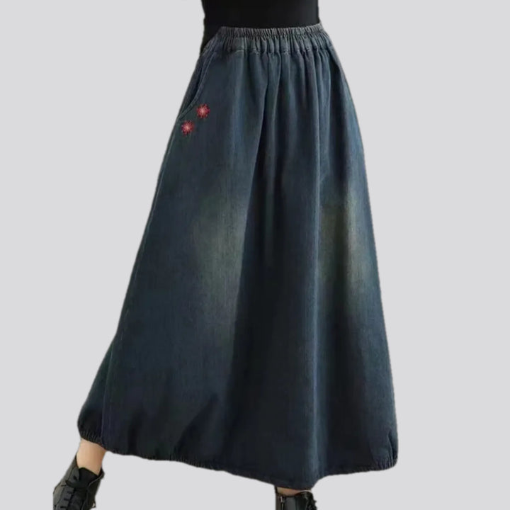 High-rise balloon dark stonewashed jeans skirt