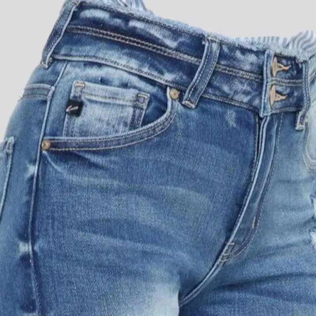 Cutoff-bottoms distressed jeans
 for women