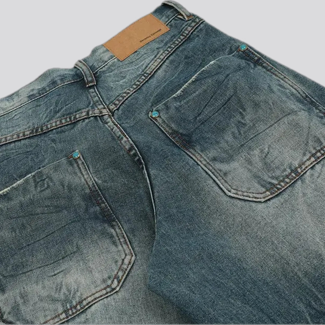 Stonewashed mid-rise men's jeans