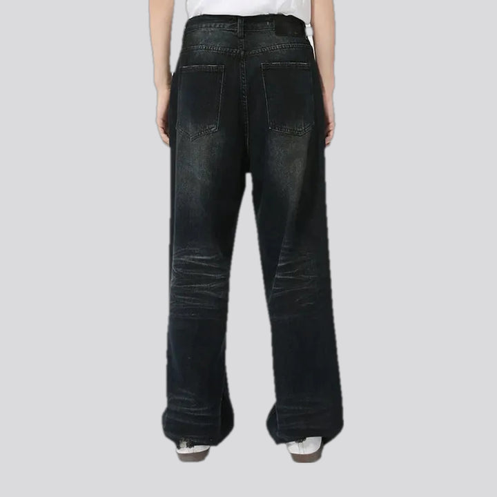 Distressed mid-rise baggy men's jeans