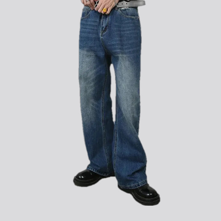 Comfortable wide fit smoothed men's jeans