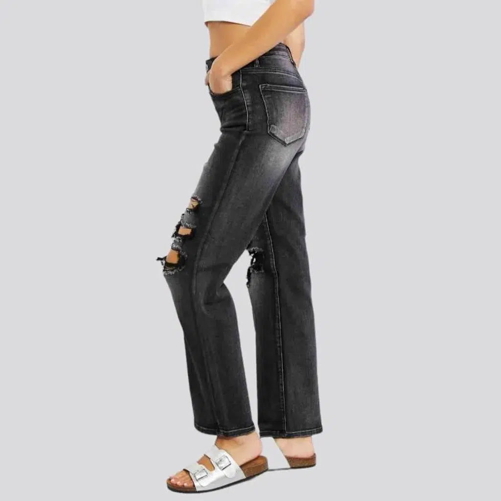 Sanded straight jeans
 for ladies