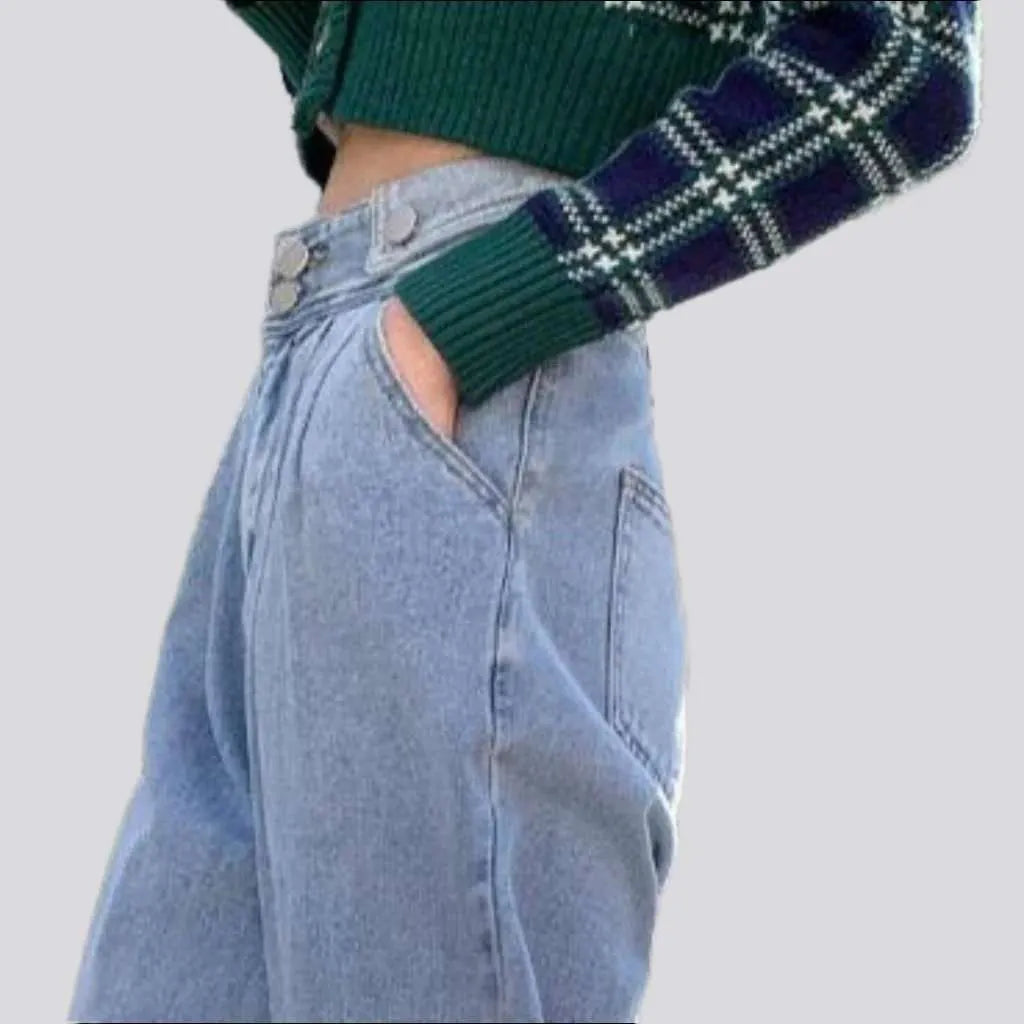Baggy high-waist jeans
 for women