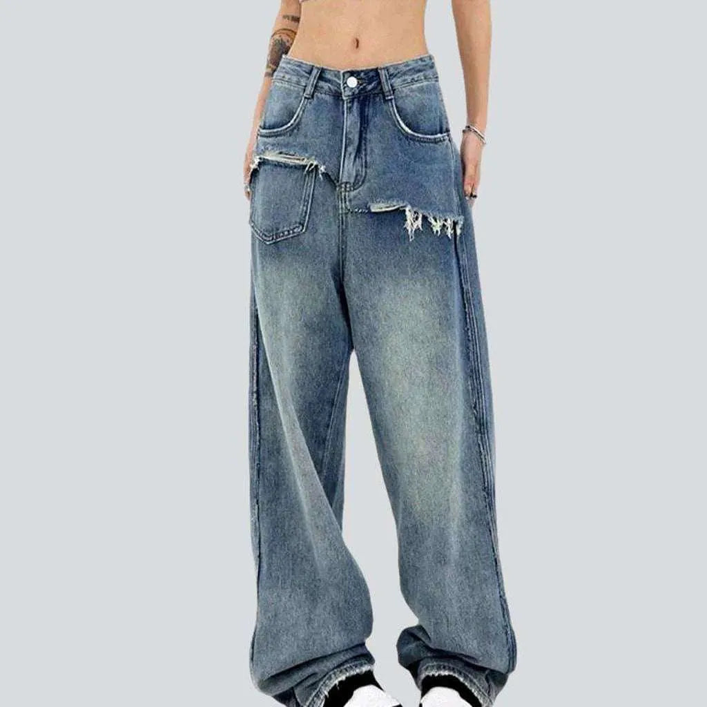 Baggy women's sanded jeans