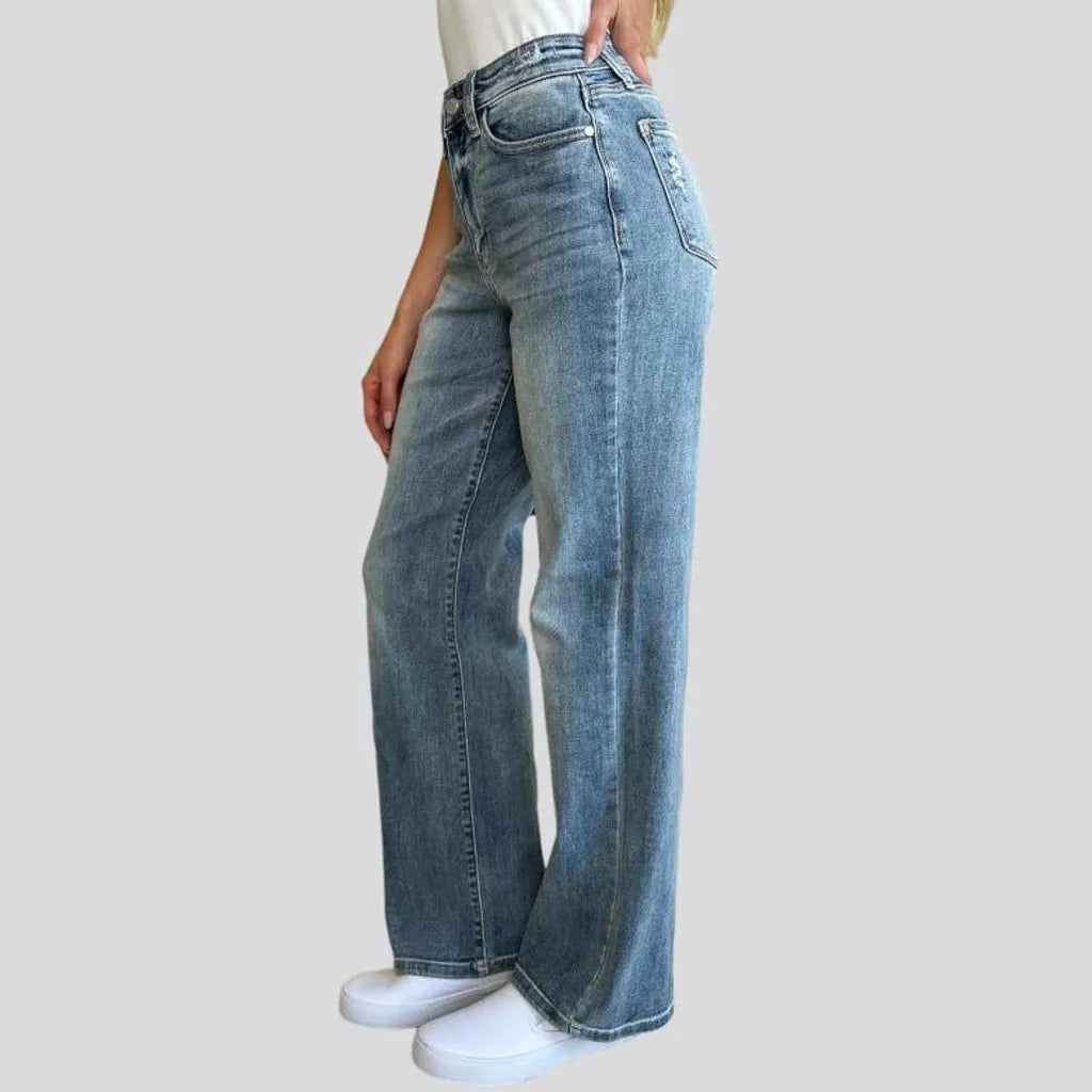 Stonewashed women's 90s jeans