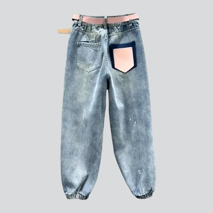 Light-wash zipper-button jean pants
 for women