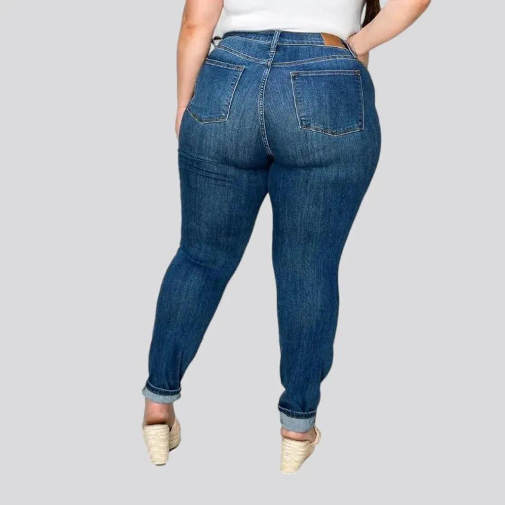 Sanded women's casual jeans