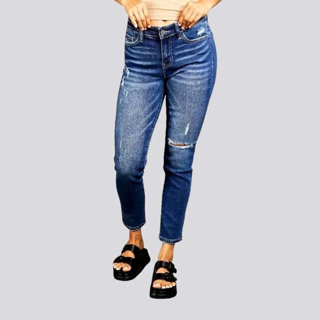 Medium-wash women's mid-waist jeans | Jeans4you.shop